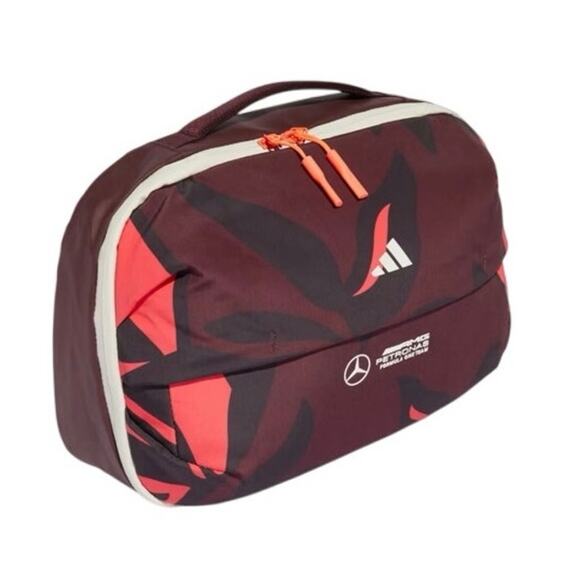 MERCEDES - AMG PETRONAS FORMULA ONE TEAM SUMMER PACK CROSSBODY BAG NWT - Picture 2 of 6